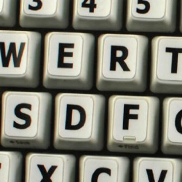 Adesivi italiano fondo bianco lettere nere - per ipovedenti