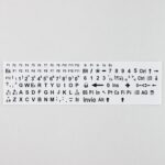 Adesivi italiano fondo bianco lettere nere - per ipovedenti