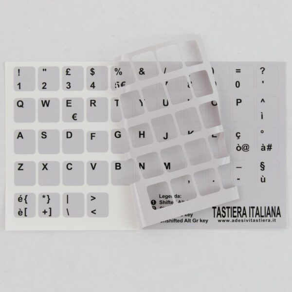 Adesivi Italiano Fondo Grigio Lettere Nere 11,5x12mm