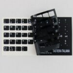 Adesivi Italiano Fondo Nero Lettere Bianche 9,6x11,5mm